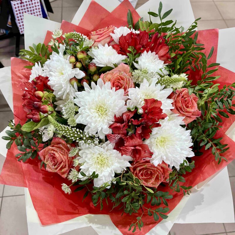 Lillekimp punastes toonides